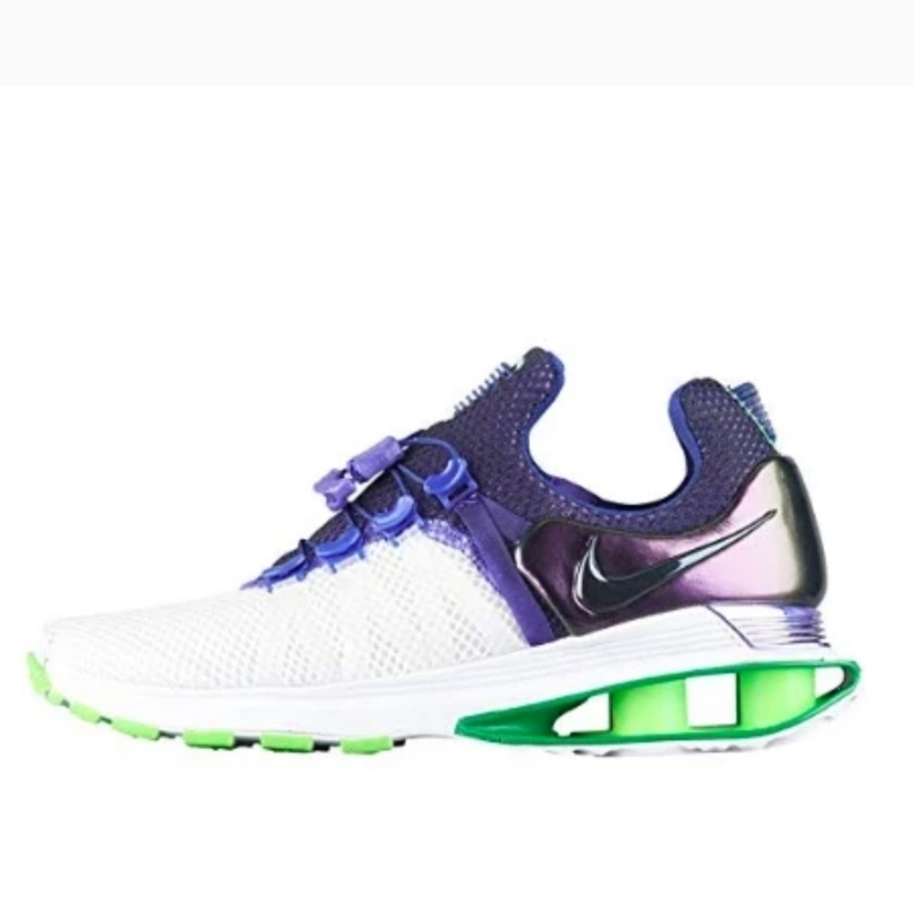 WOMENS NIKE SHOX GRAVITY